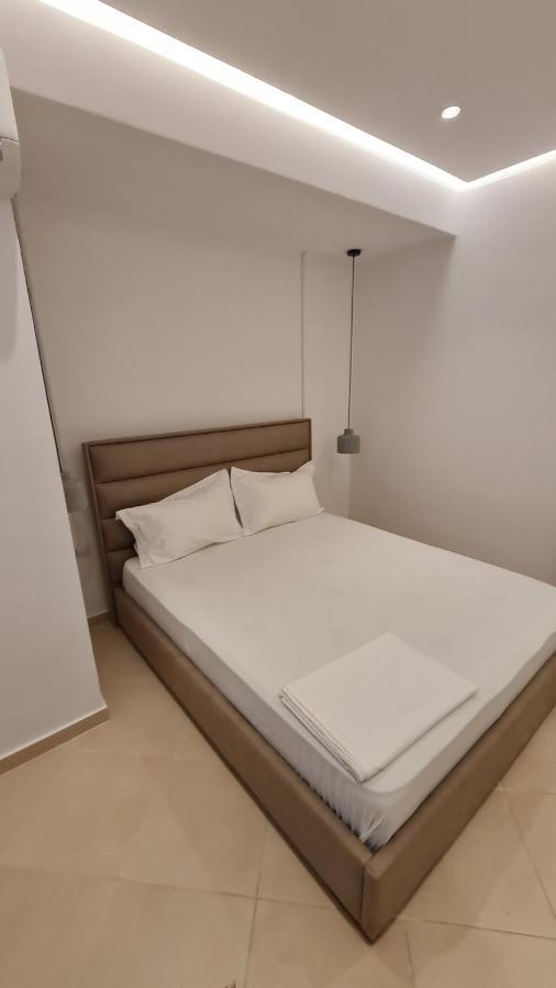 Sea And City View Apartment Sarandë 外观 照片